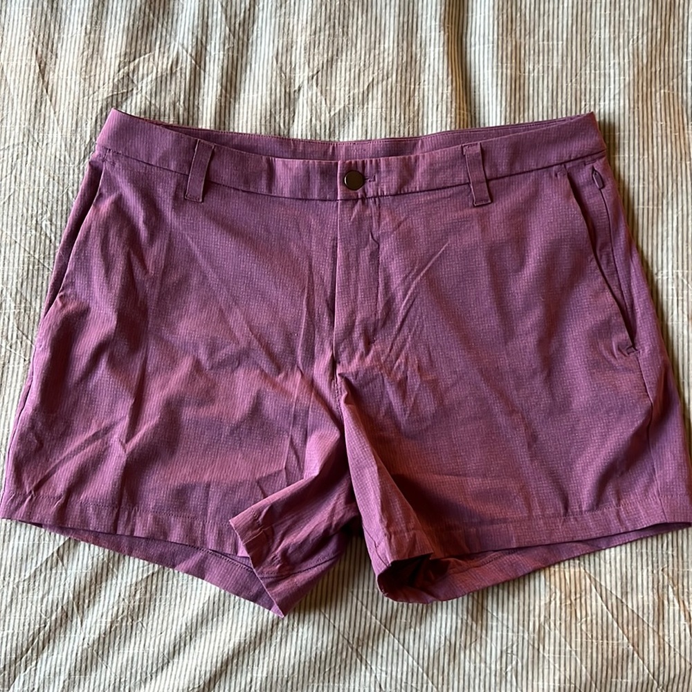 lululemon athletica men's purple hybrid shorts